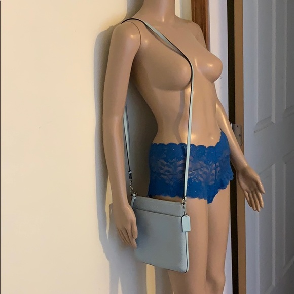 Coach Crossbody Bag - Picture 8 of 8